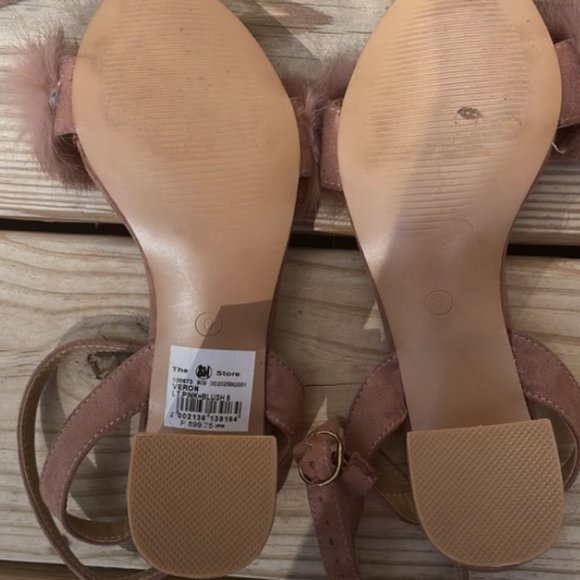 NEW- Parisian "Veron" Light Pink Fluffy Heels/Sandals Size 6 - Picture 14 of 15